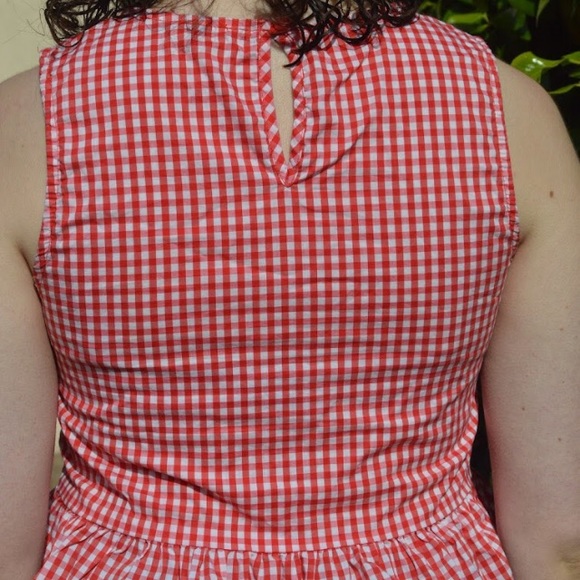 Ready for a hot day? Or want to look cute on colder one? - Picture 2 of 2